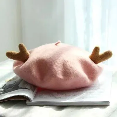 CUTE ANTLER CHRISTMAS BERET BY51011