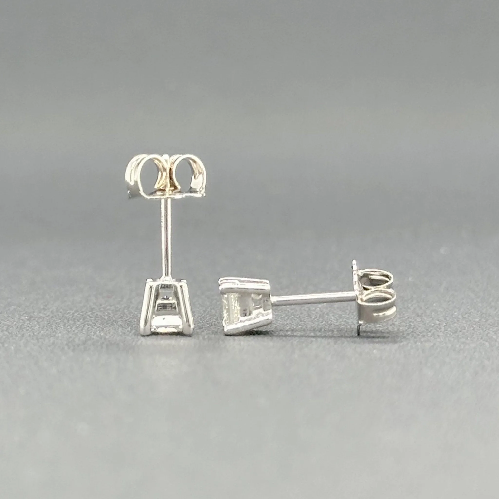 Estate 14K W Gold 0.39ctw G-H/SI1-2 Diamond Princess Stud Earrings