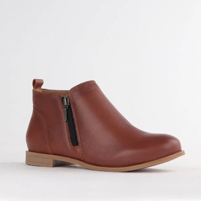 Flat Ankle Boot in Chestnut - 12471